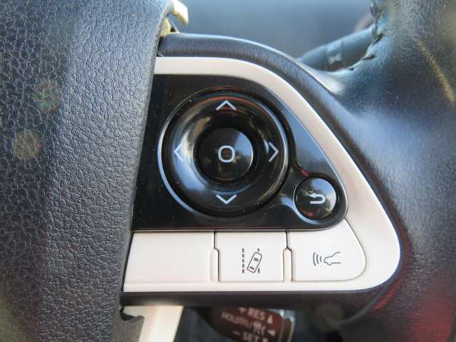 UJ0048179476_43_001.jpg