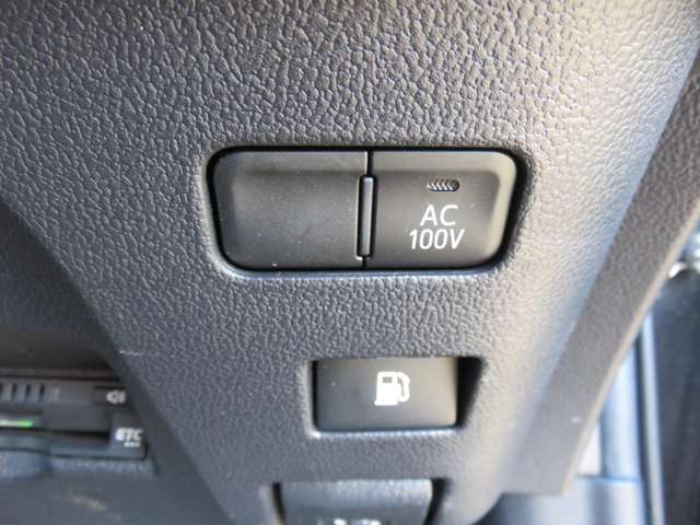 UJ0048179476_47_001.jpg