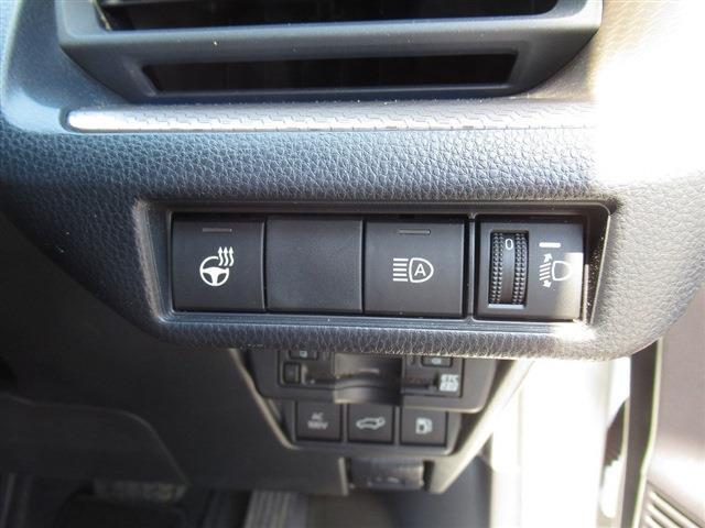 UJ0048566584_13_001.jpg