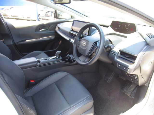 UJ0048566584_40_001.jpg