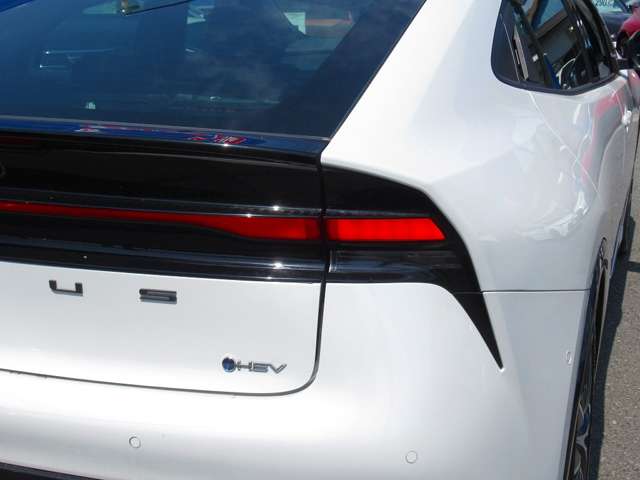 UJ0048566584_65_001.jpg