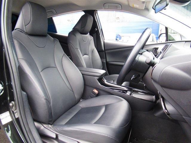UJ0048564216_15_001.jpg
