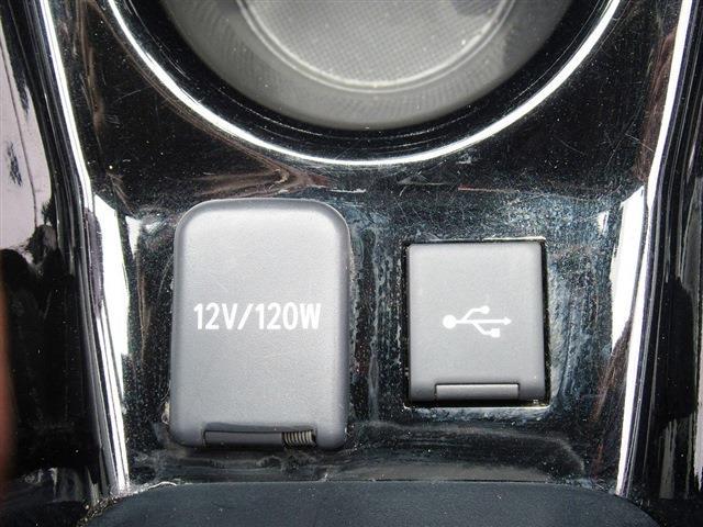 UJ0048564216_41_001.jpg