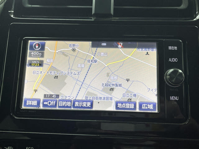 UZ0048497851_8_001.jpg