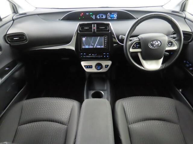 UZ0048417906_1_001.jpg
