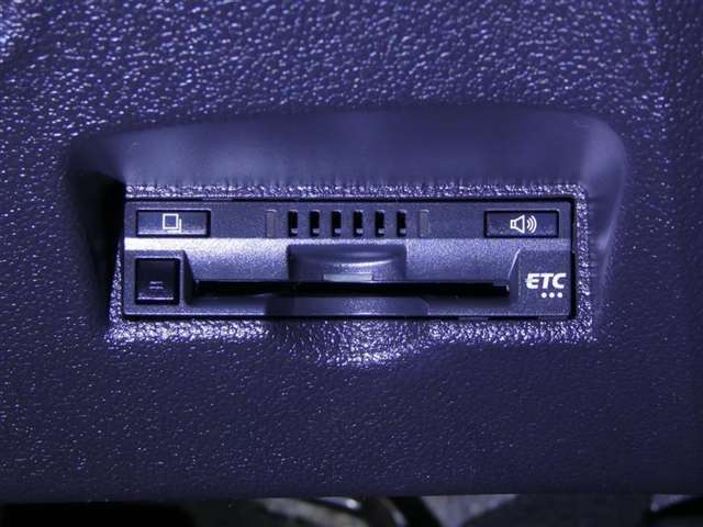 U00048350572_7_001.jpg