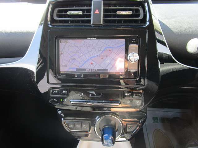 U00048057440_30_001.jpg