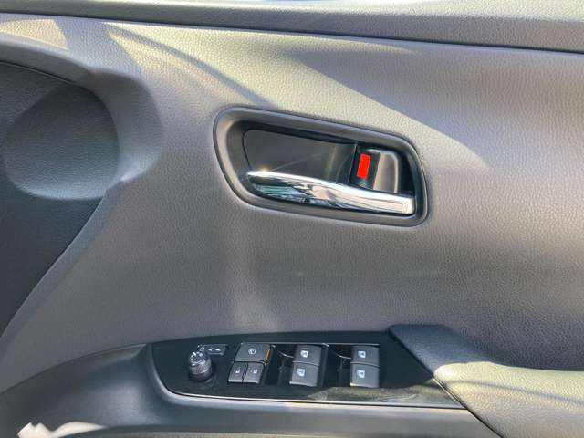 U00045181570_30_001.jpg