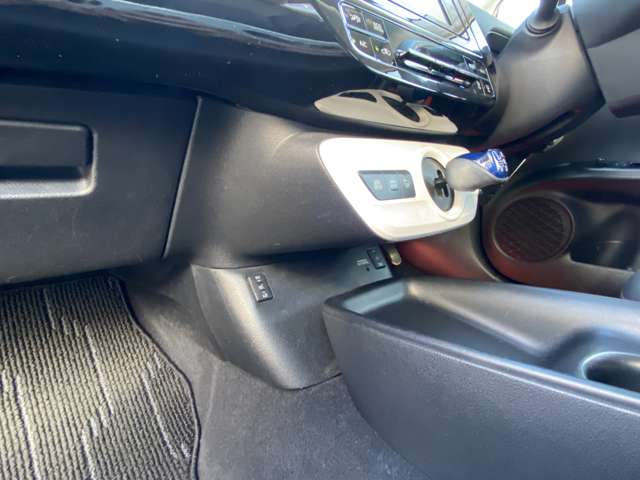 U00044198481_40_001.jpg
