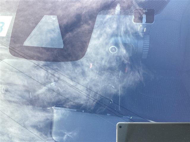 UJ0048536650_47_003.jpg