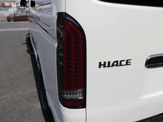 U00048096795_41_002.jpg