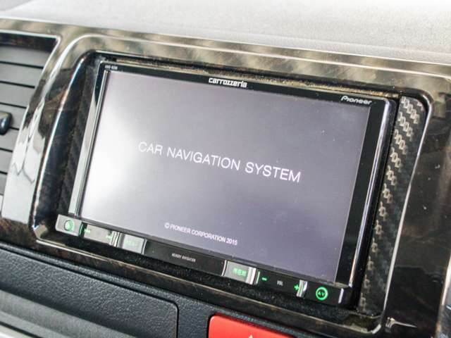 UZ0048396228_64_001.jpg