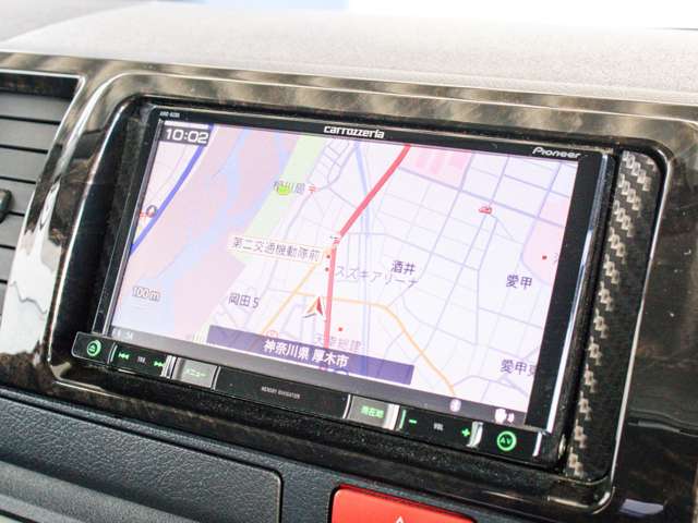 UZ0048396228_65_001.jpg