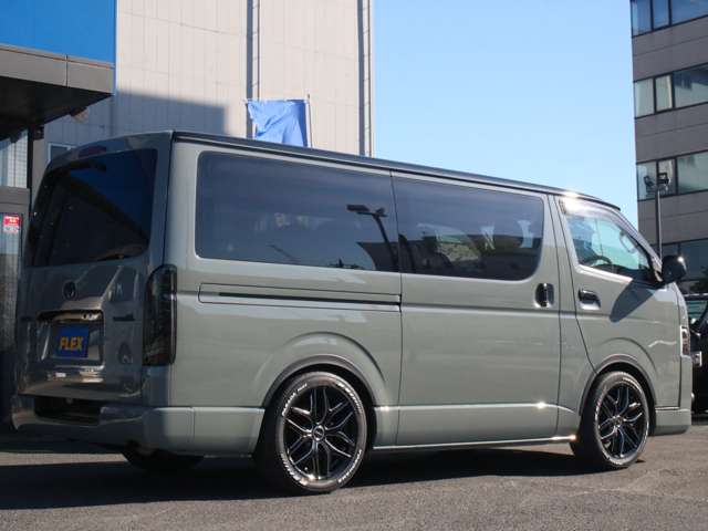 UZ0047336905_41_002.jpg