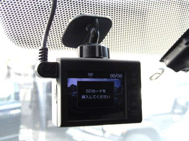 U00047800372_19_003.jpg