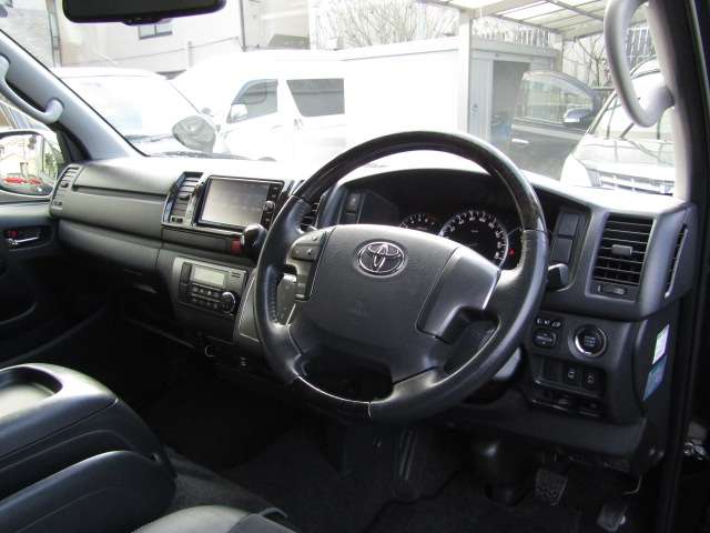 U00047800372_46_004.jpg
