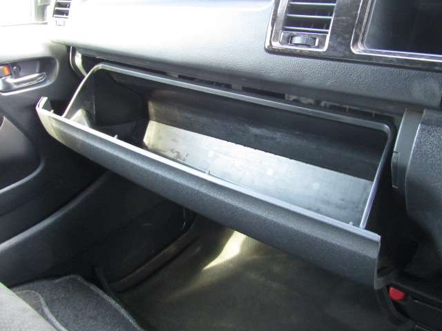 U00048069587_60_004.jpg