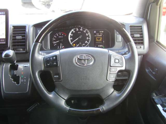U00048069587_62_004.jpg