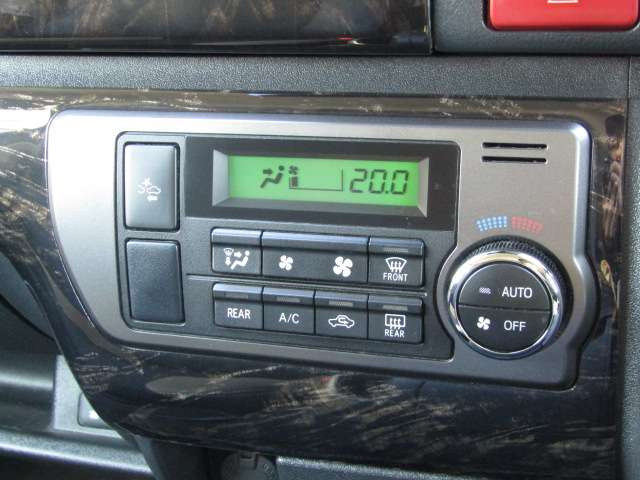 U00048070872_13_004.jpg