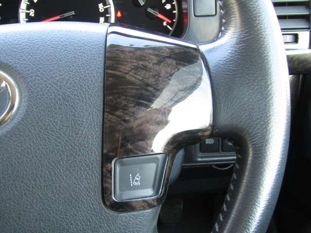 U00048070872_56_003.jpg