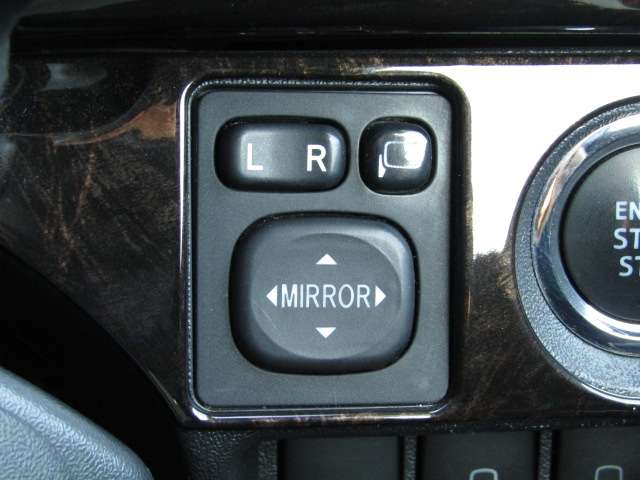U00048070872_60_003.jpg