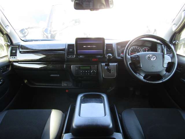 U00048070872_68_003.jpg