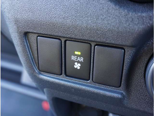 U00047327771_71_001.jpg