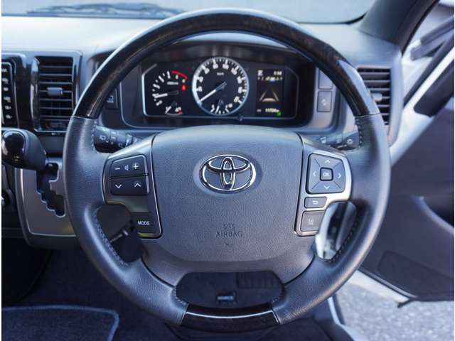 U00047323505_30_006.jpg