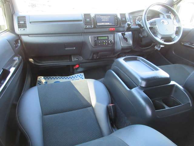 U00048313969_7_001.jpg
