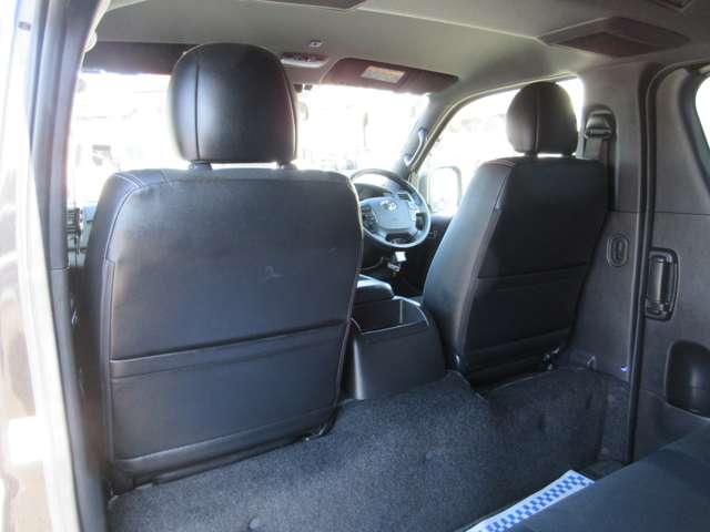 U00048313969_80_001.jpg