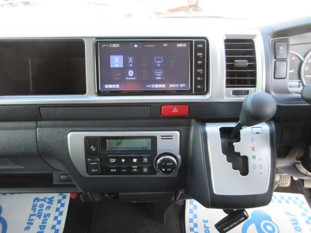 U00048000517_10_001.jpg