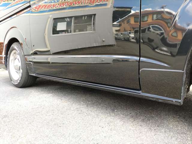 UJ0046407732_60_001.jpg