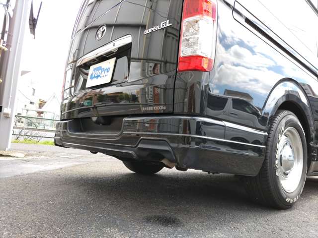 UJ0046407732_61_001.jpg