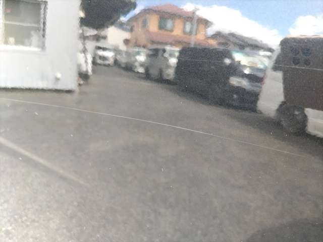 UJ0046407732_68_001.jpg