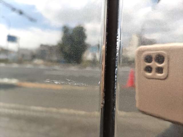 UJ0046407732_72_001.jpg