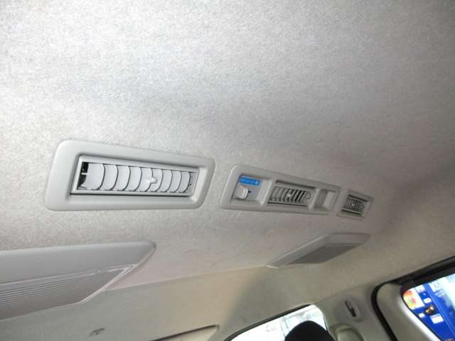 U00047437888_77_001.jpg