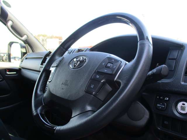 U00048123699_31_001.jpg