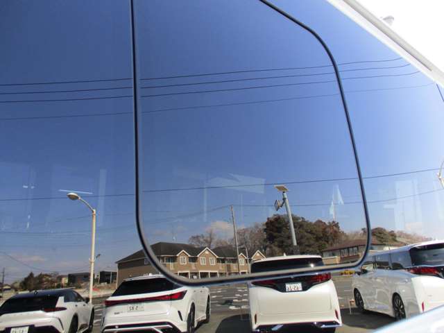 U00048123699_79_001.jpg