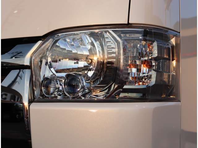 U00048570642_62_001.jpg