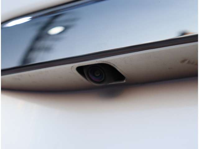 U00048570642_71_001.jpg