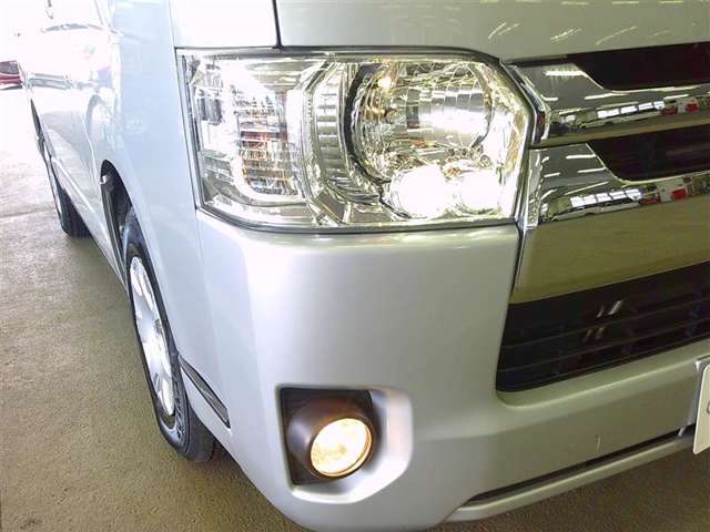 U00048384185_30_001.jpg