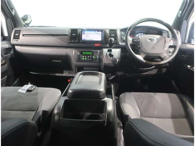 U00048428392_4_001.jpg