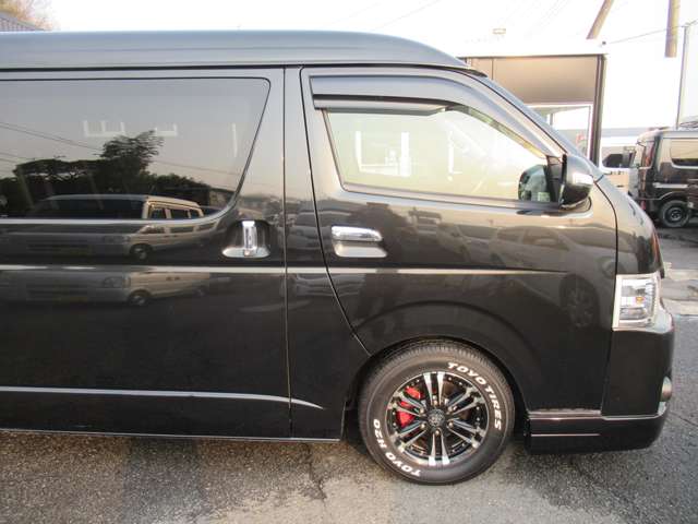 UJ0048433704_57_001.jpg