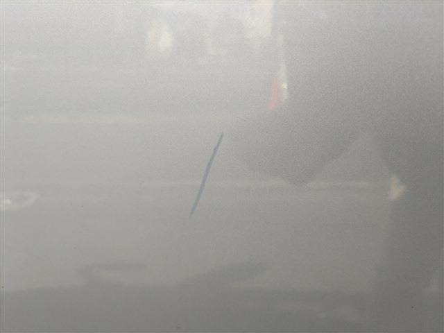 UJ0048372622_70_001.jpg
