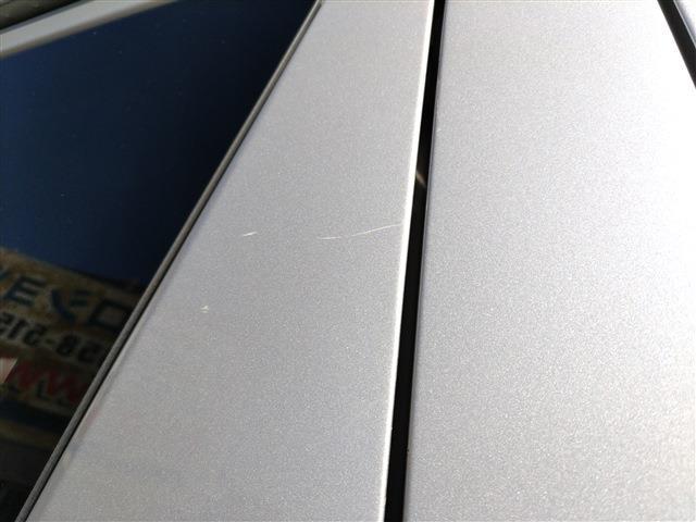 UJ0048372622_72_001.jpg