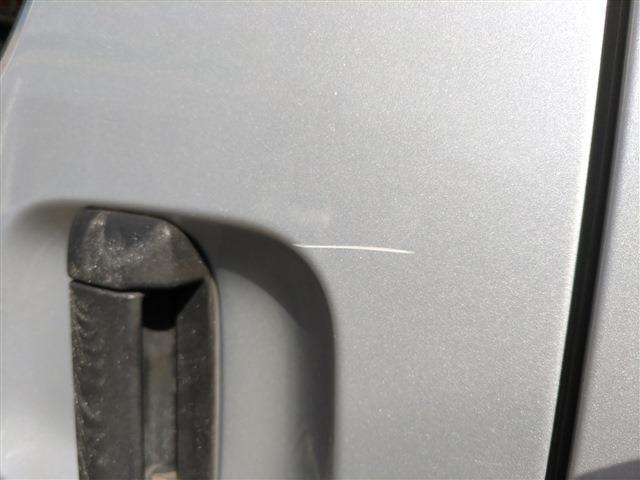 UJ0048372622_73_001.jpg