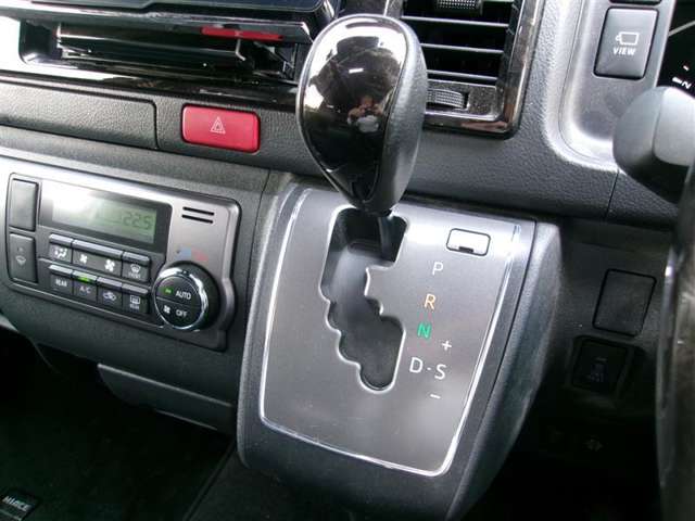 U00048445996_18_001.jpg