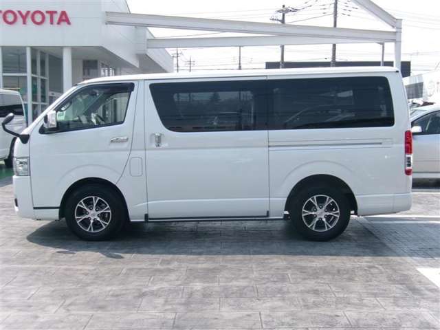U00048445996_6_001.jpg