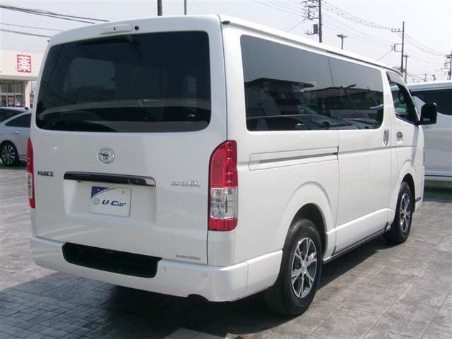 U00048445996_9_001.jpg