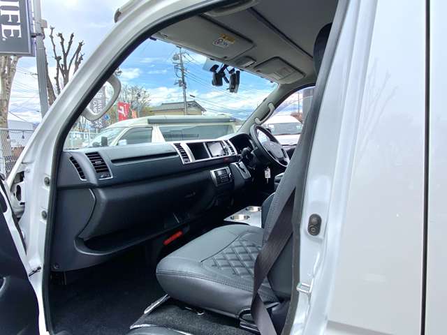 U00048570248_47_001.jpg